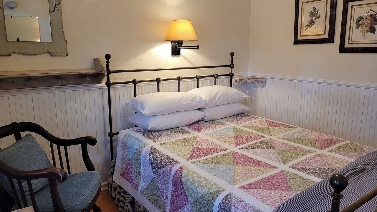 Photo of Bedroom in Twisp