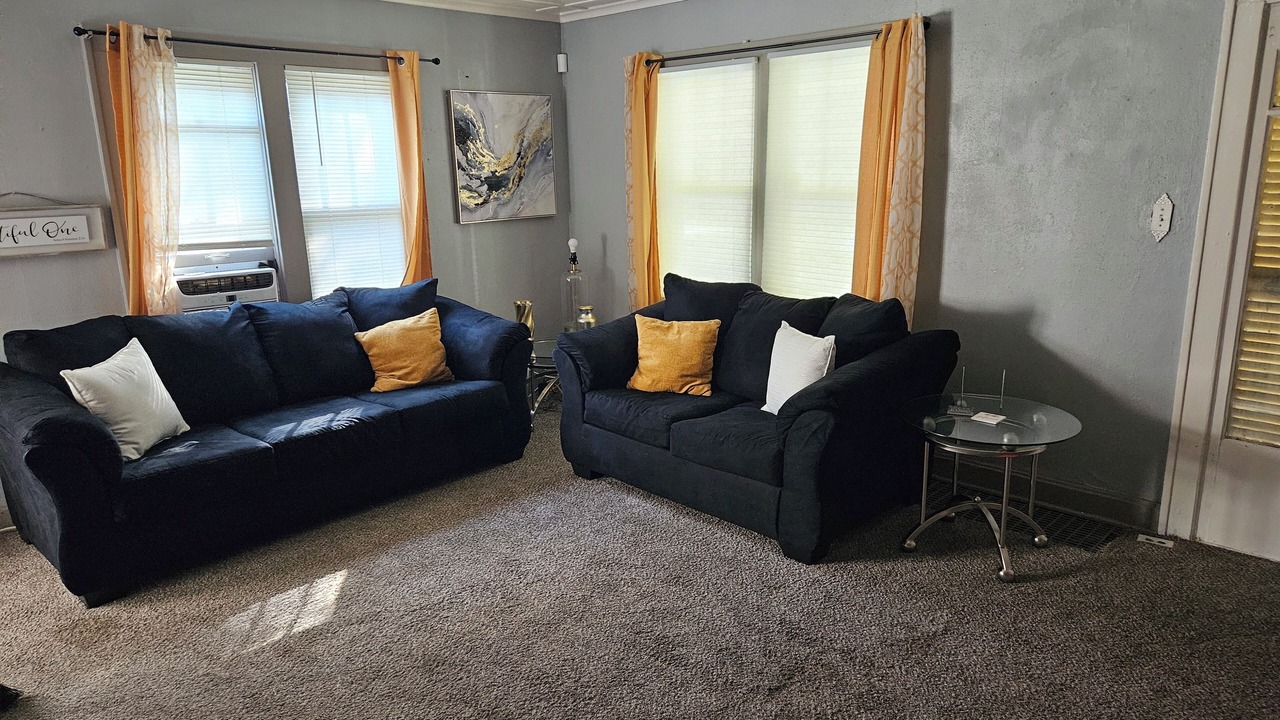 Photo of Livingroom in Kansas City