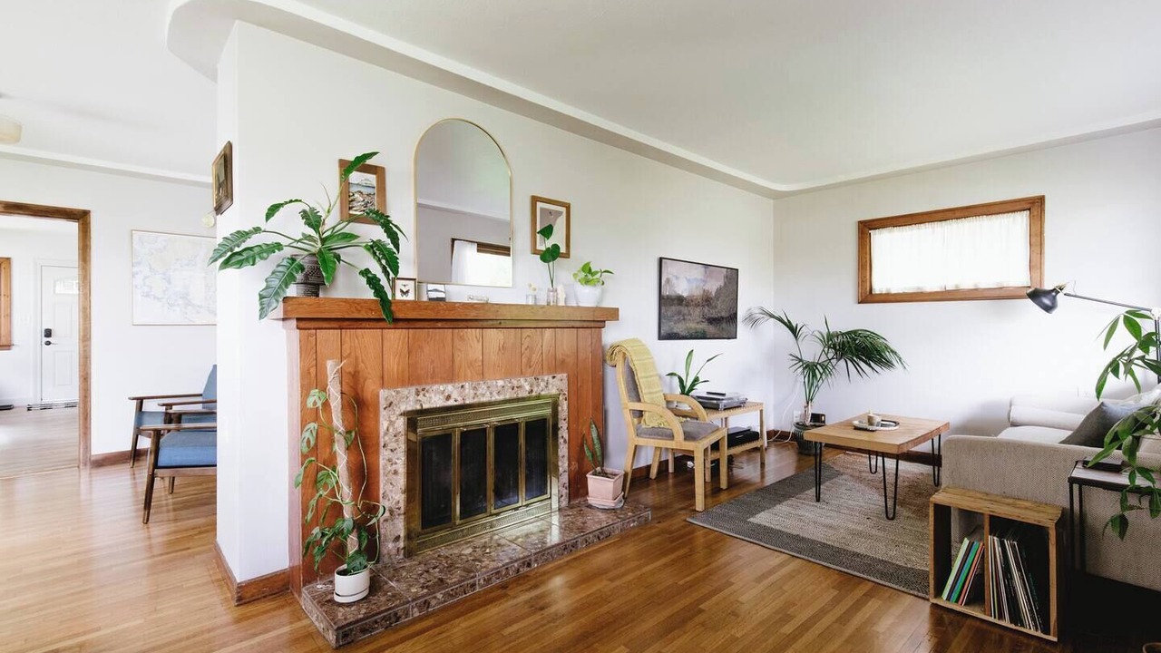 Photo of Livingroom in North End