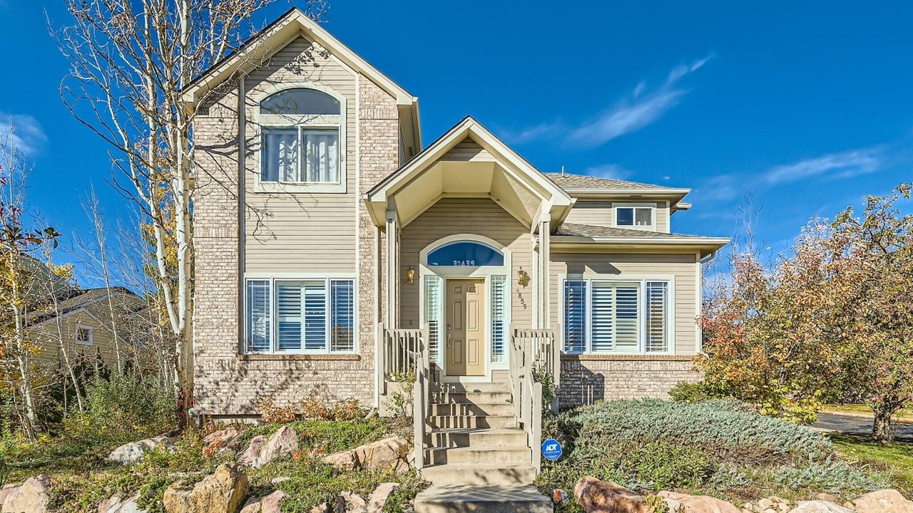 Photo of Outdoor in Dakota Ridge - Northbriar