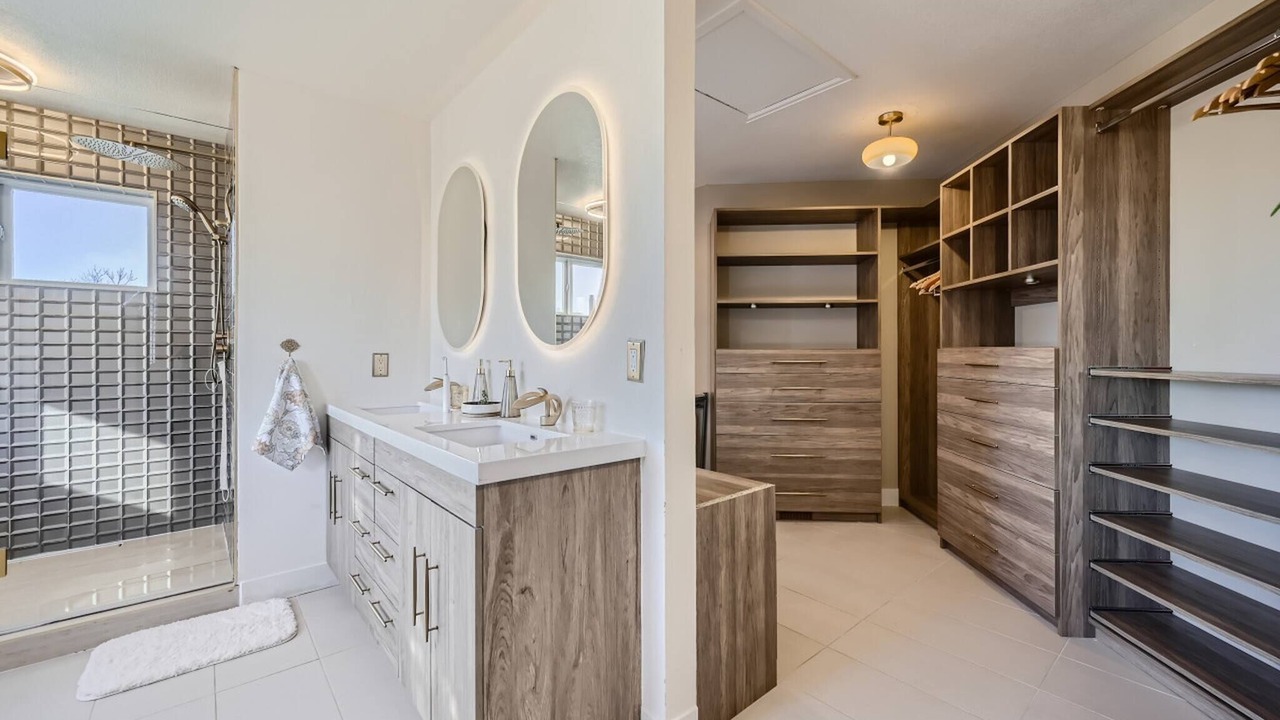 Photo of Bathroom in Dakota Ridge - Northbriar
