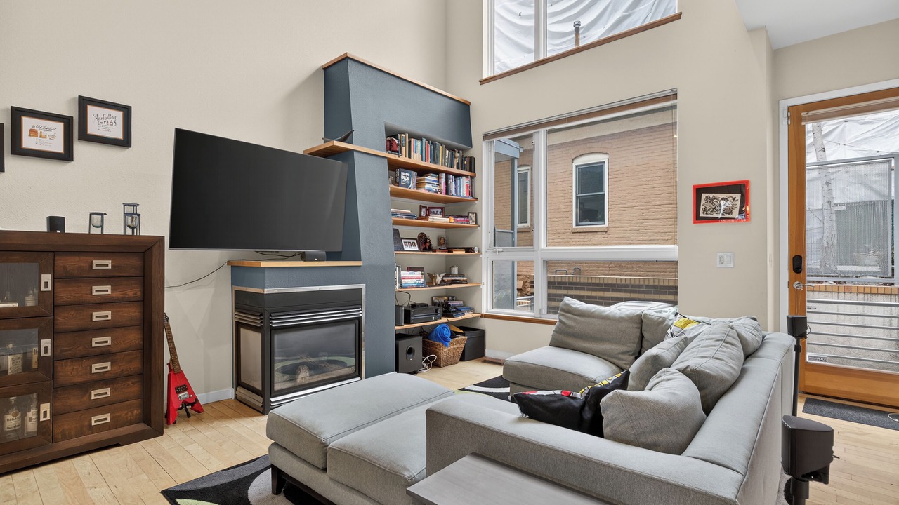 Photo of Livingroom in Highland