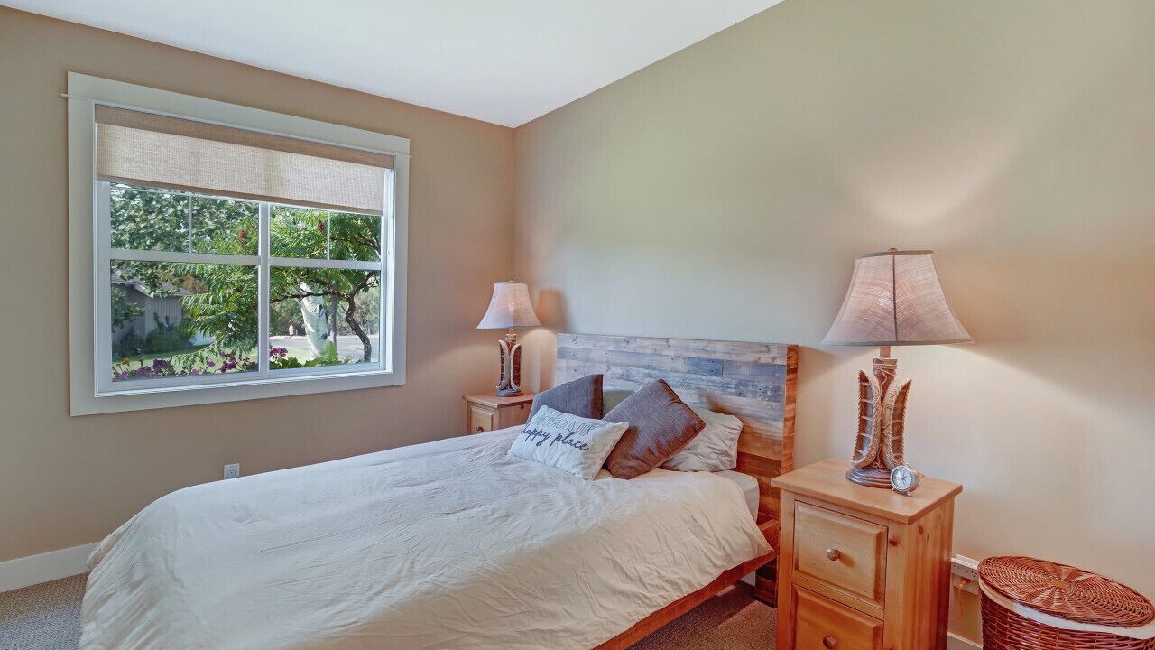 Photo of Bedroom in Oroville