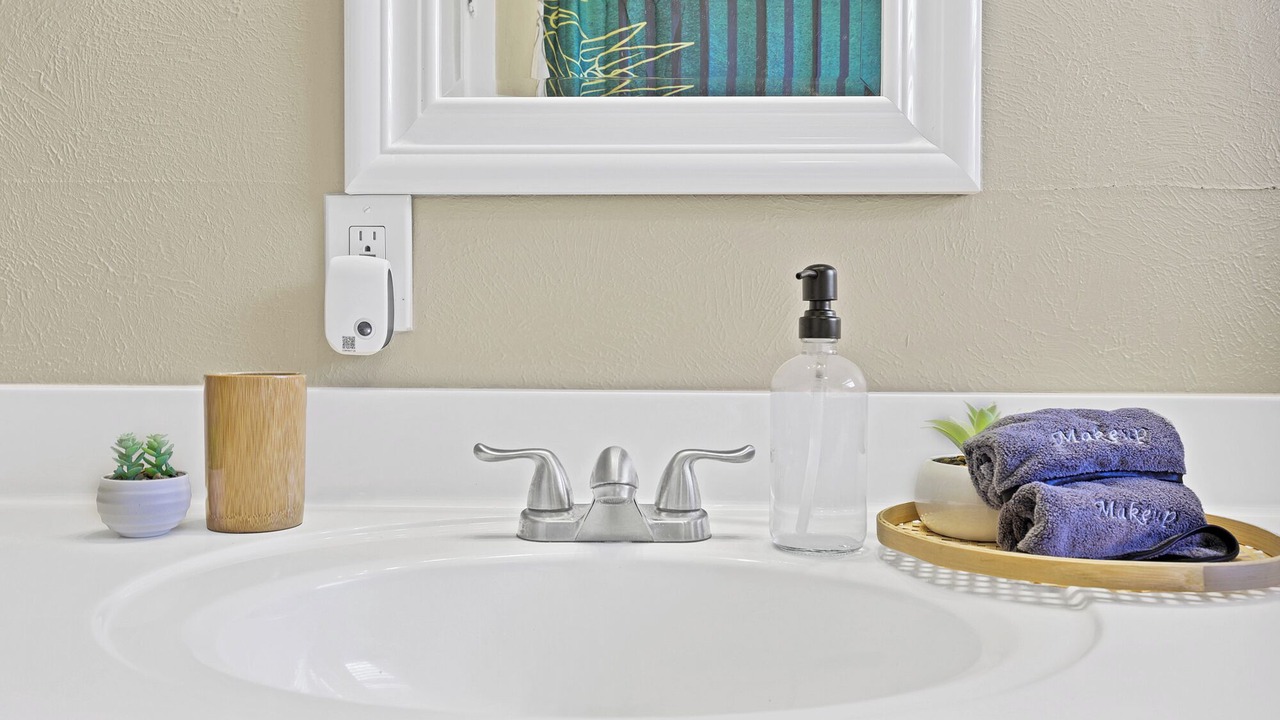 Photo of Bathroom in Central Arlington