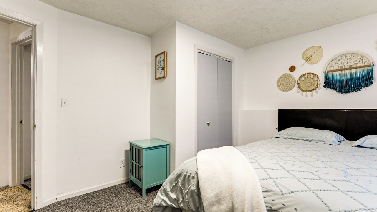Photo of Bedroom in West Lincoln
