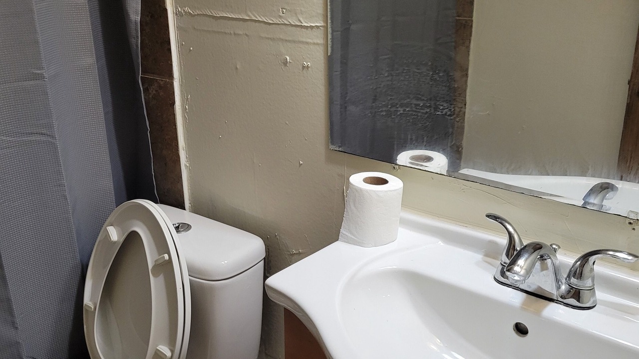 Photo of Bathroom in Central Oklahoma City