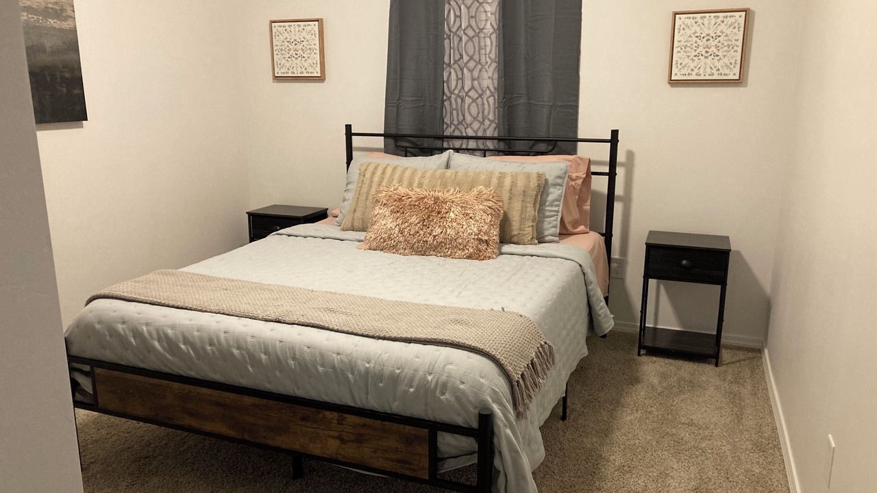 Photo of Bedroom in Canyon
