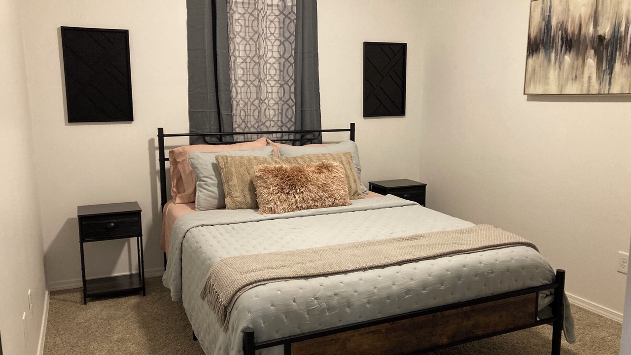 Photo of Bedroom in Canyon
