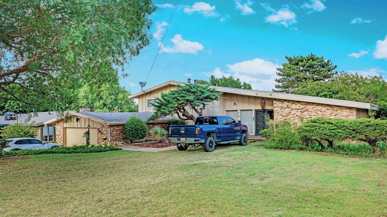 Photo of Outdoor in Lawton