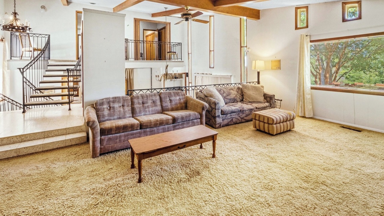 Photo of Livingroom in Lawton