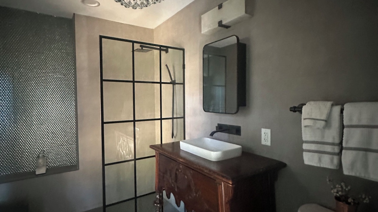 Photo of Bathroom in Granbury