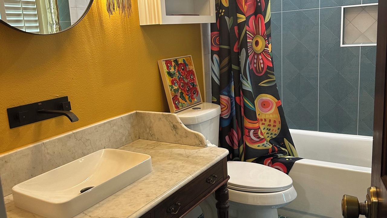Photo of Bathroom in Granbury