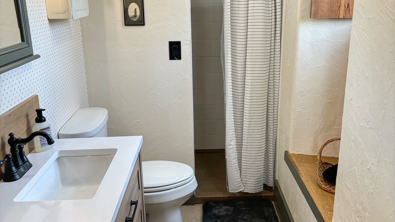 Photo of Bathroom in Hays