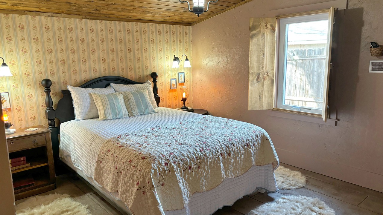 Photo of Bedroom in Hays