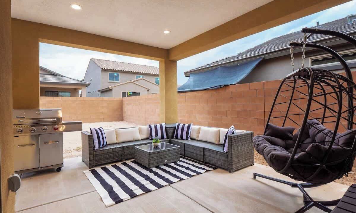 Photo of Patio Balcony in Mesa Del Sol Innovation Park