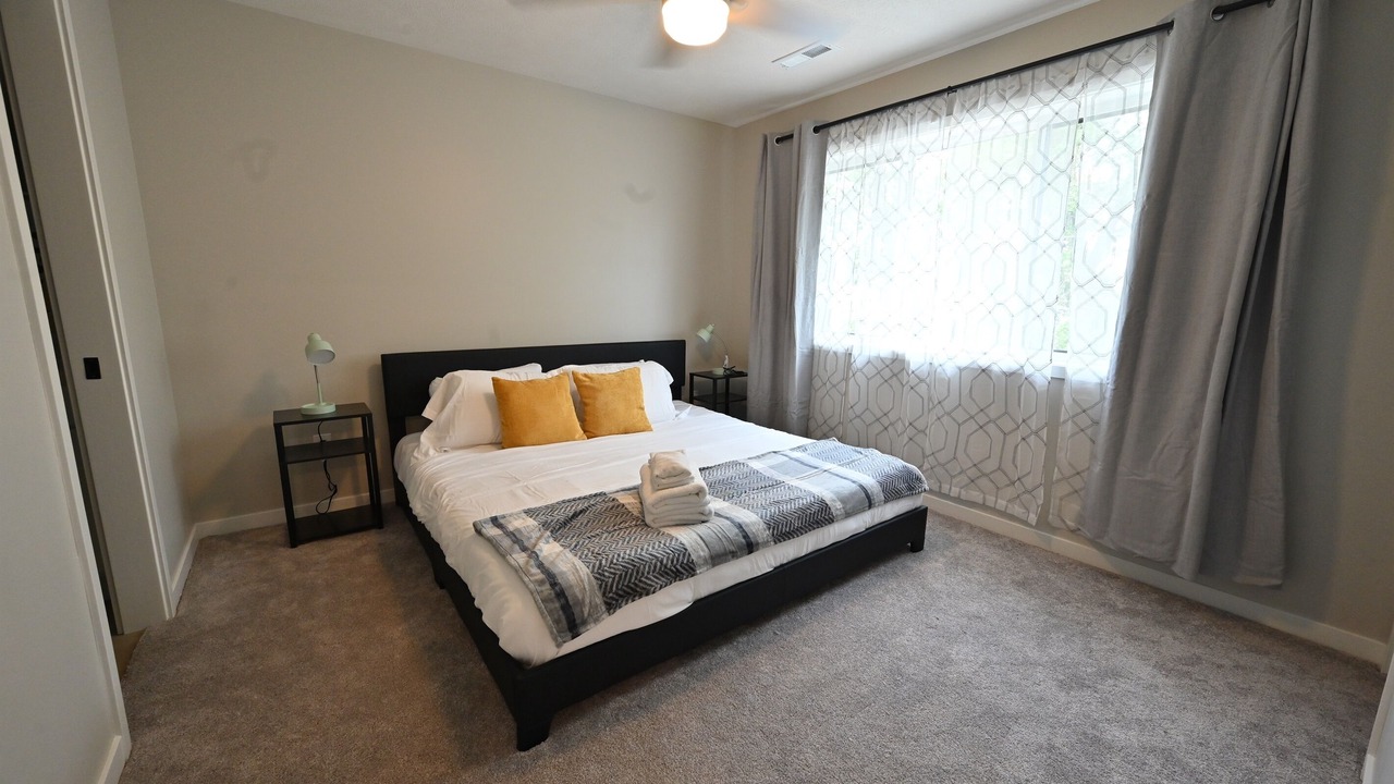 Photo of Bedroom in Lincoln