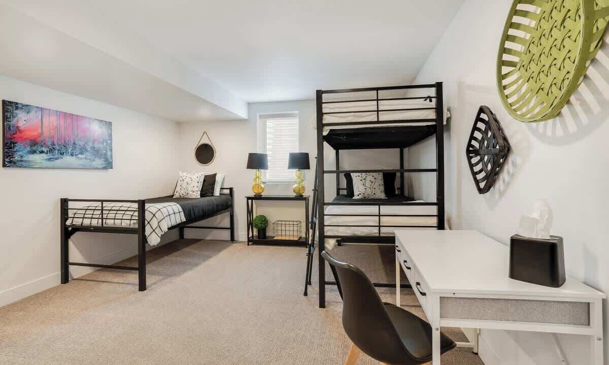 Photo of Bedroom in Northglenn