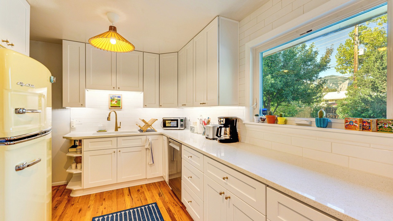 Photo of Kitchen in Baseline Sub