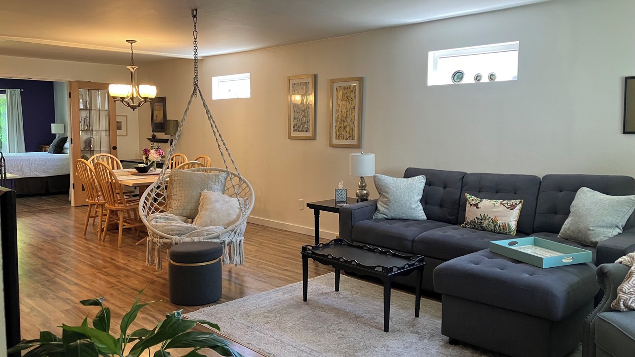 Photo of Livingroom in Bryn Mawr-Skyway