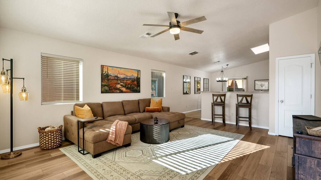 Photo of Livingroom in Paradise Hills Civic