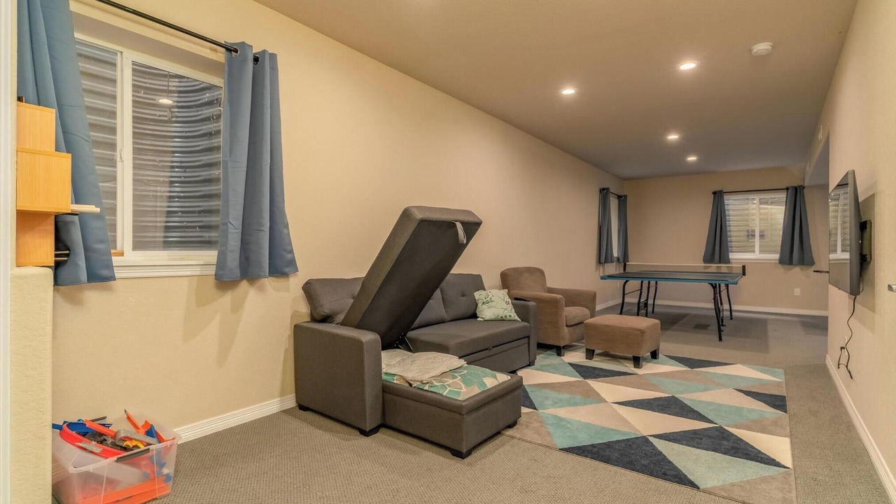 Photo of Livingroom in Virginia Village