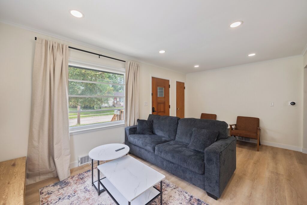 Photo of Livingroom in Des Moines