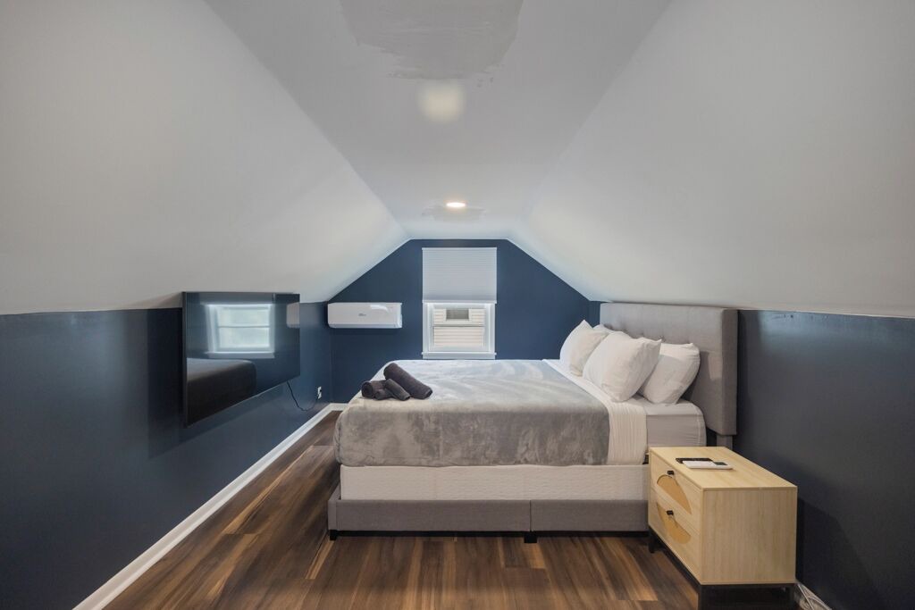 Photo of Bedroom in Des Moines