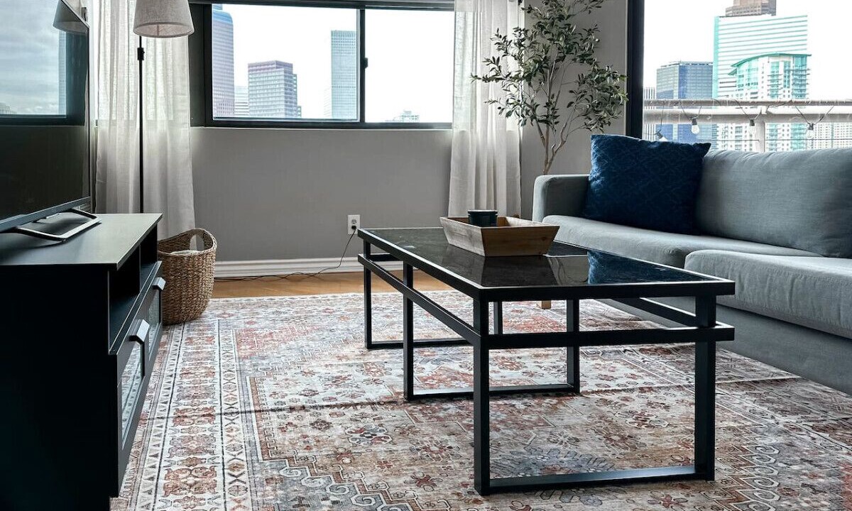 Photo of Livingroom in Five Points