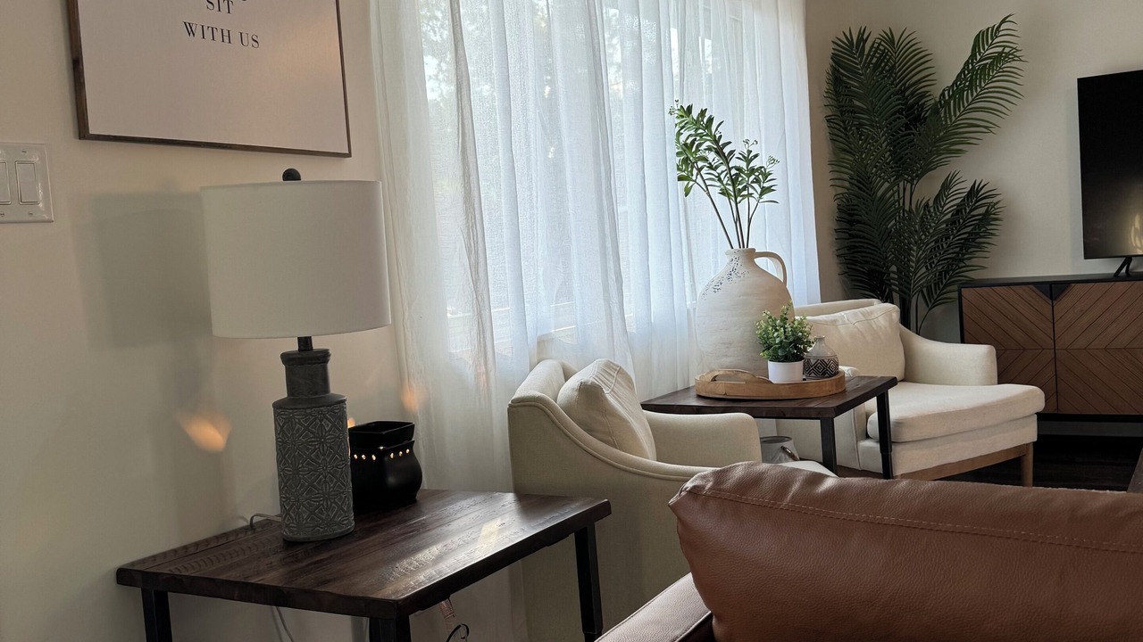 Photo of Livingroom in Security-Widefield