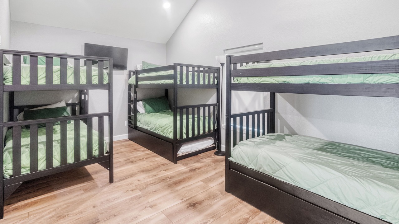 Photo of Bedroom in Graford