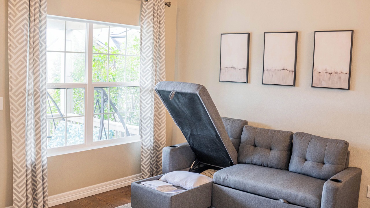 Photo of Livingroom in Commerce City