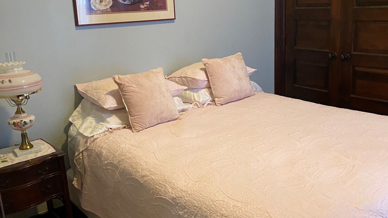 Photo of Bedroom in Pioneer Square