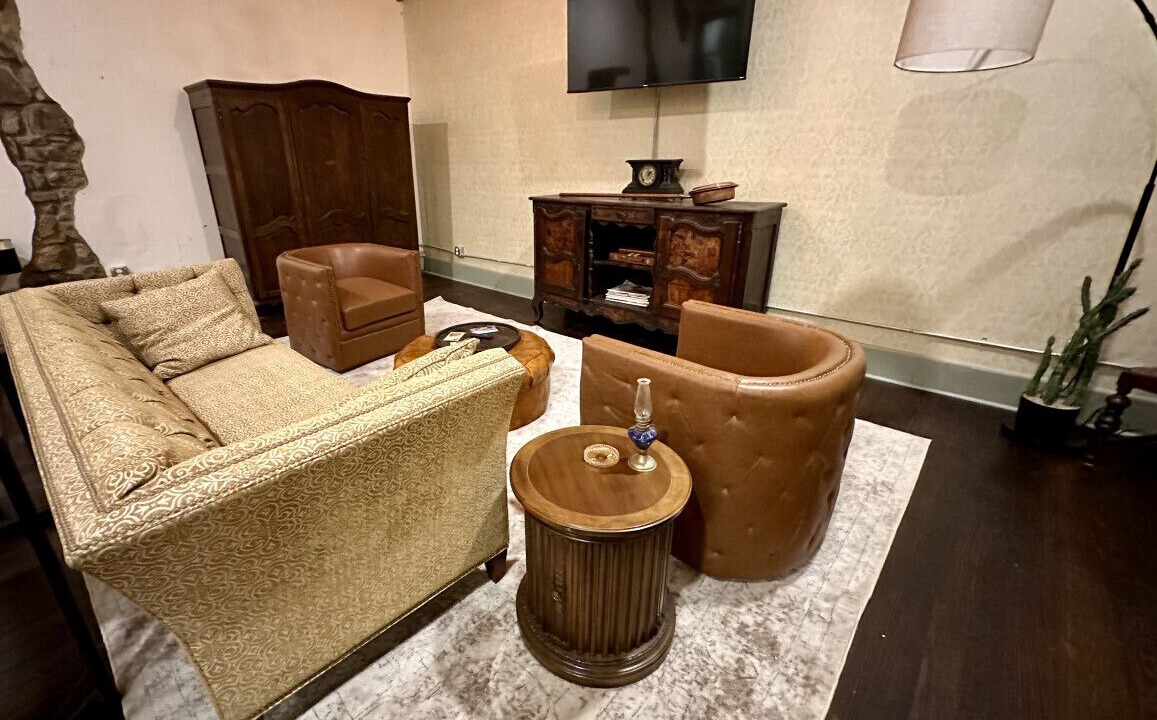 Photo of Livingroom in Okemah