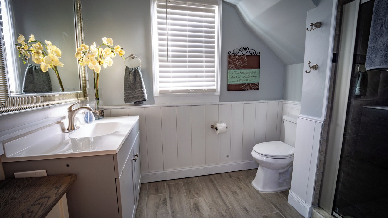 Photo of Bathroom in Atchison