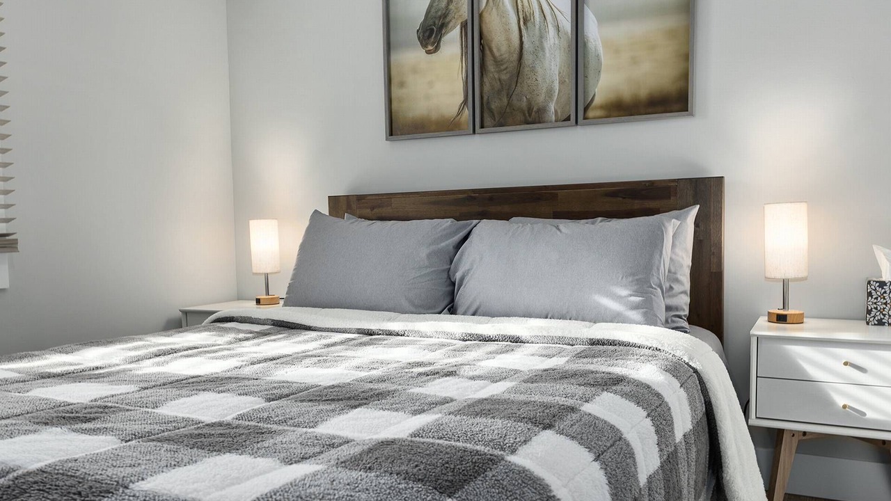 Photo of Bedroom in Clay County