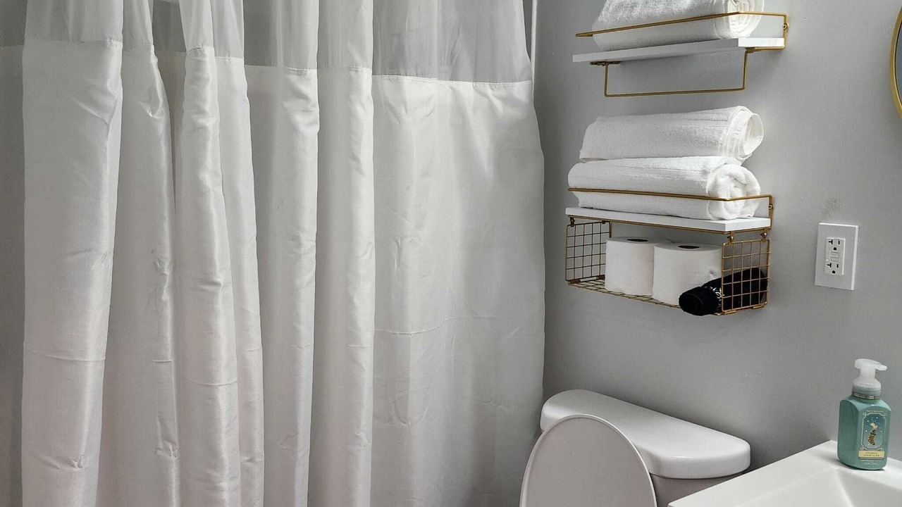 Photo of Bathroom in Leavenworth
