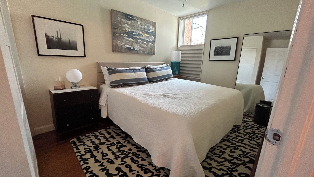 Photo of Bedroom in Five Points