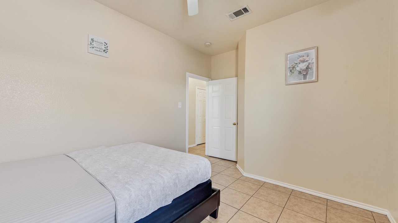 Photo of Bedroom in South Arlington