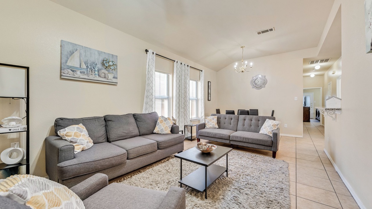Photo of Livingroom in South Arlington