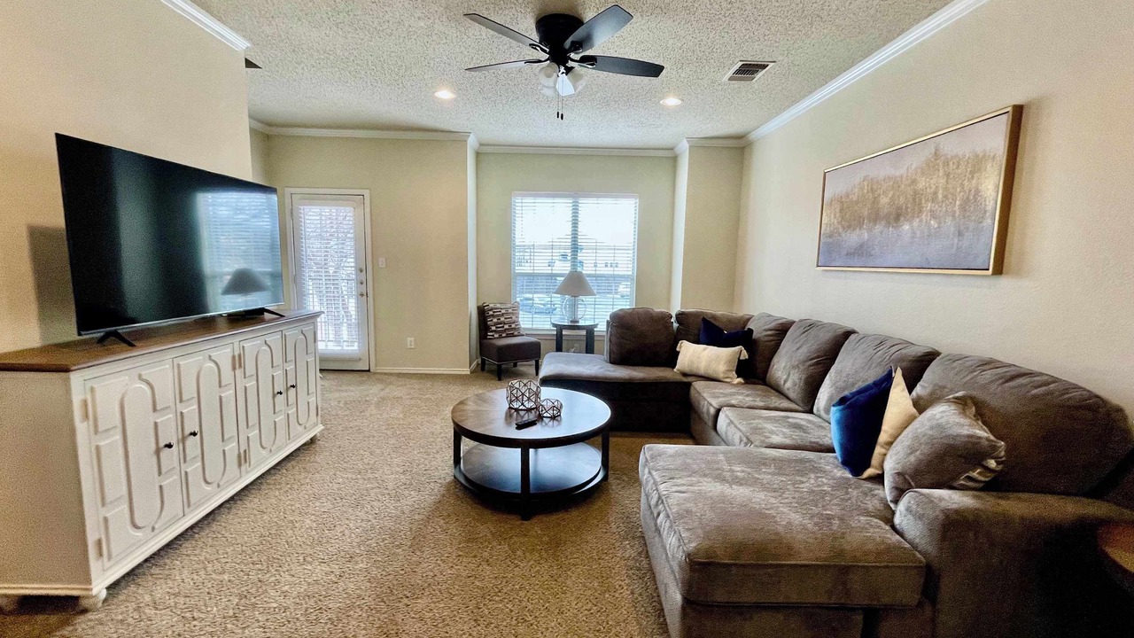 Photo of Livingroom in North Overton