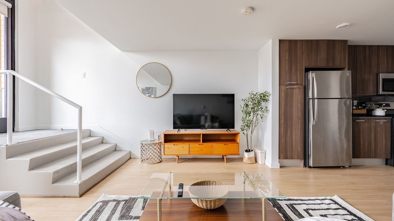 Photo of Livingroom in West Bellevue
