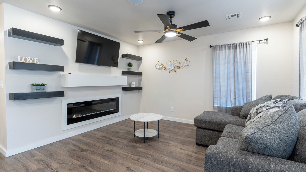 Photo of Livingroom in Central Oklahoma City