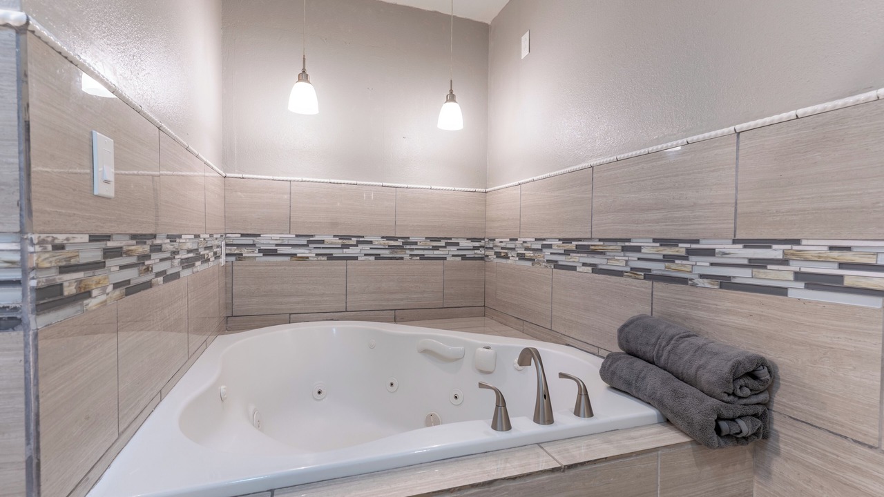 Photo of Bathroom in Central Oklahoma City