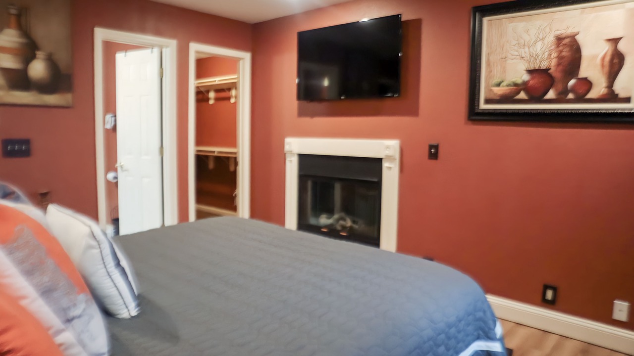 Photo of Bedroom in Northeast Kansas City