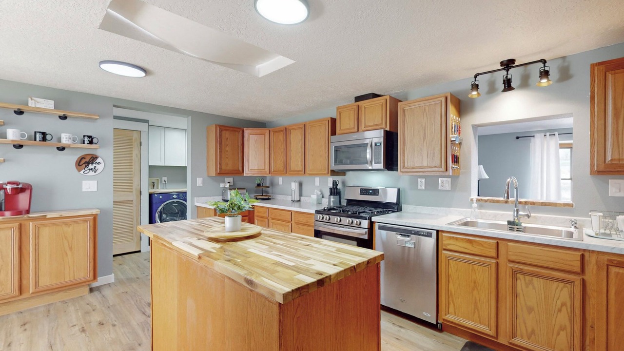 Photo of Kitchen in Jade Park