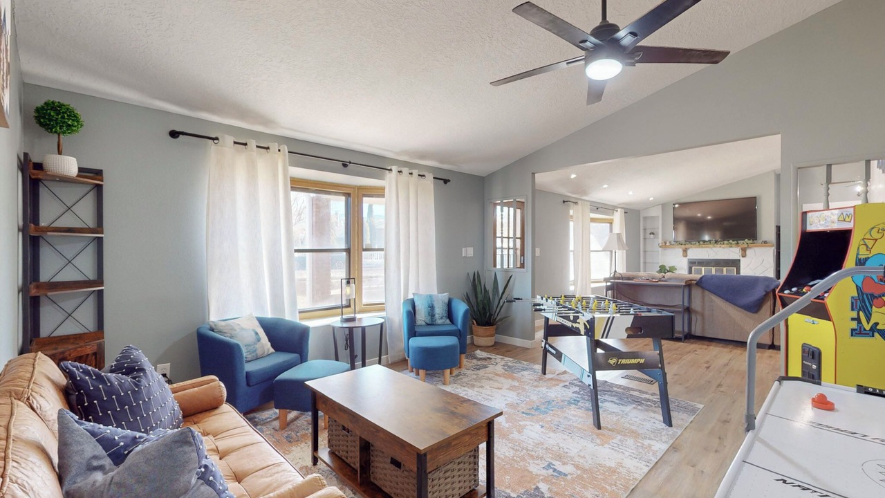 Photo of Livingroom in Jade Park