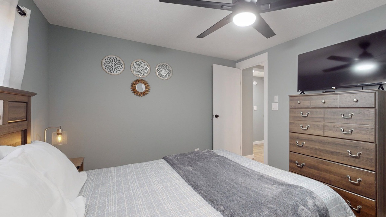 Photo of Bedroom in Jade Park