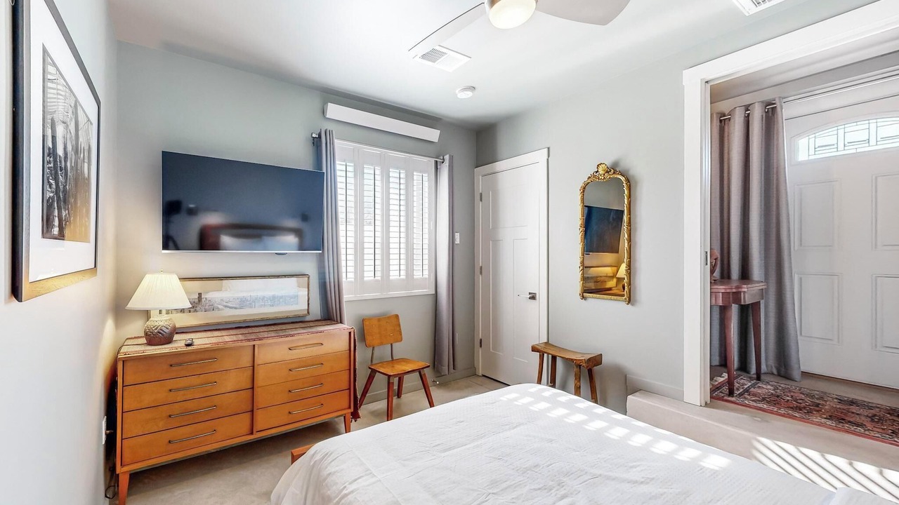 Photo of Bedroom in Albuquerque