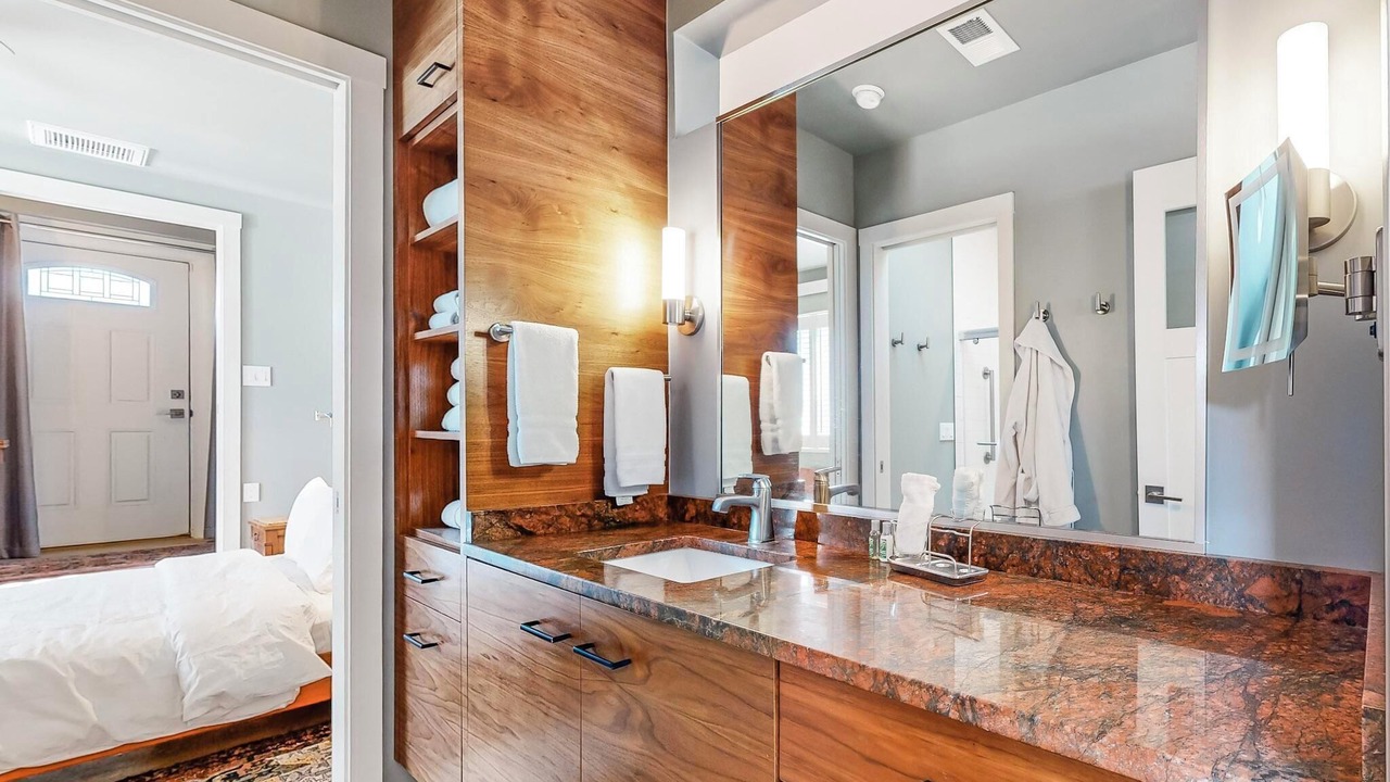 Photo of Bathroom in Albuquerque