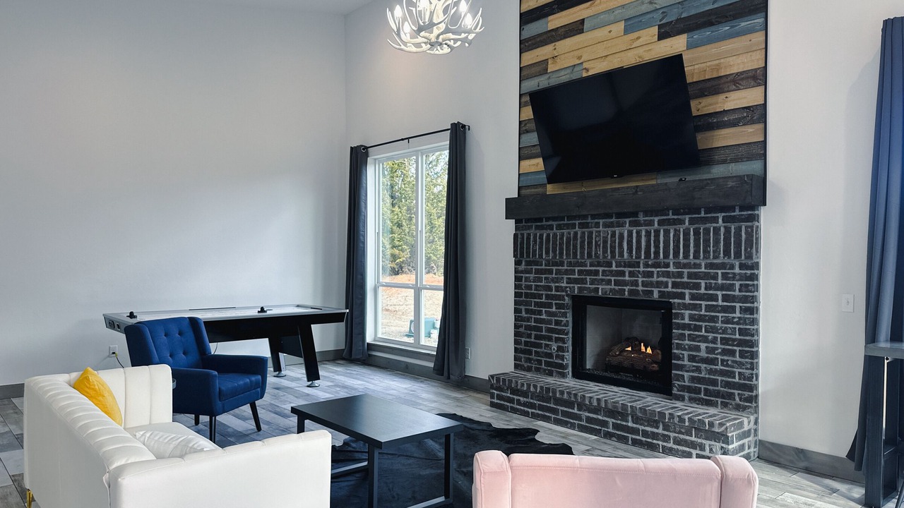 Photo of Livingroom in Purcell
